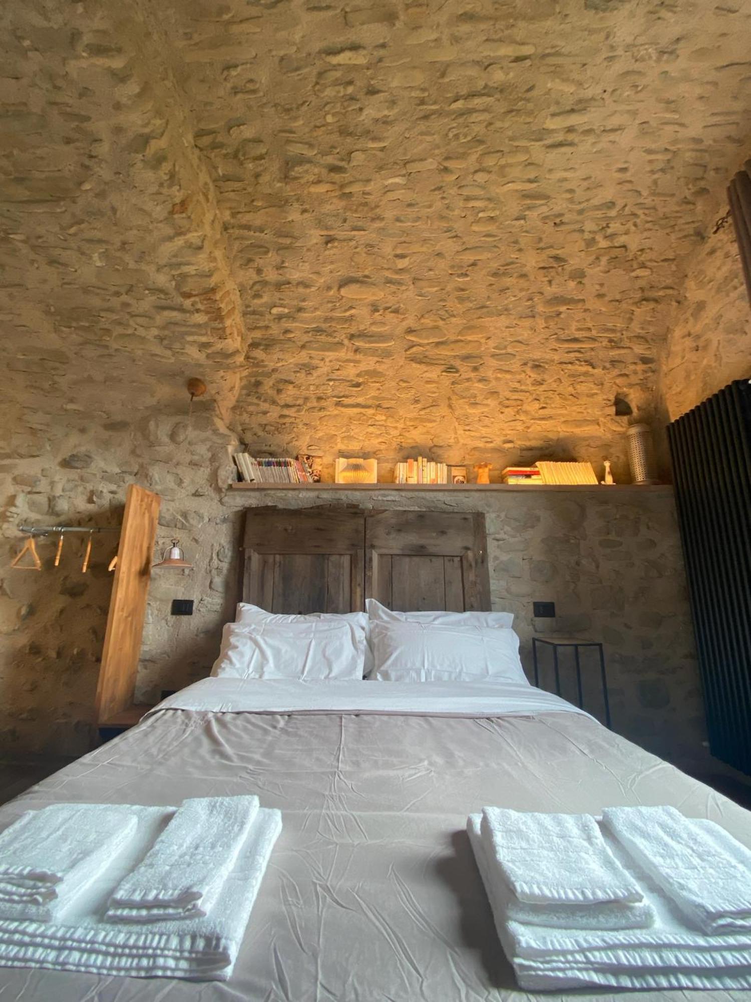 La Casa Medievale E Gasthof Pontremoli