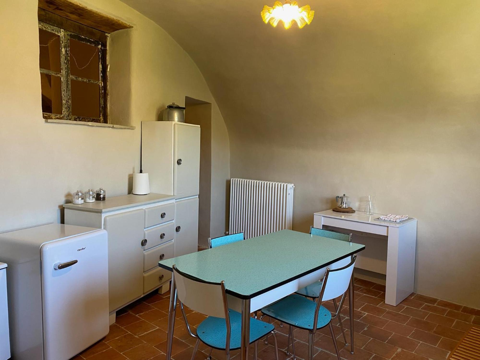 Guest house La Casa Medievale E Pontremoli