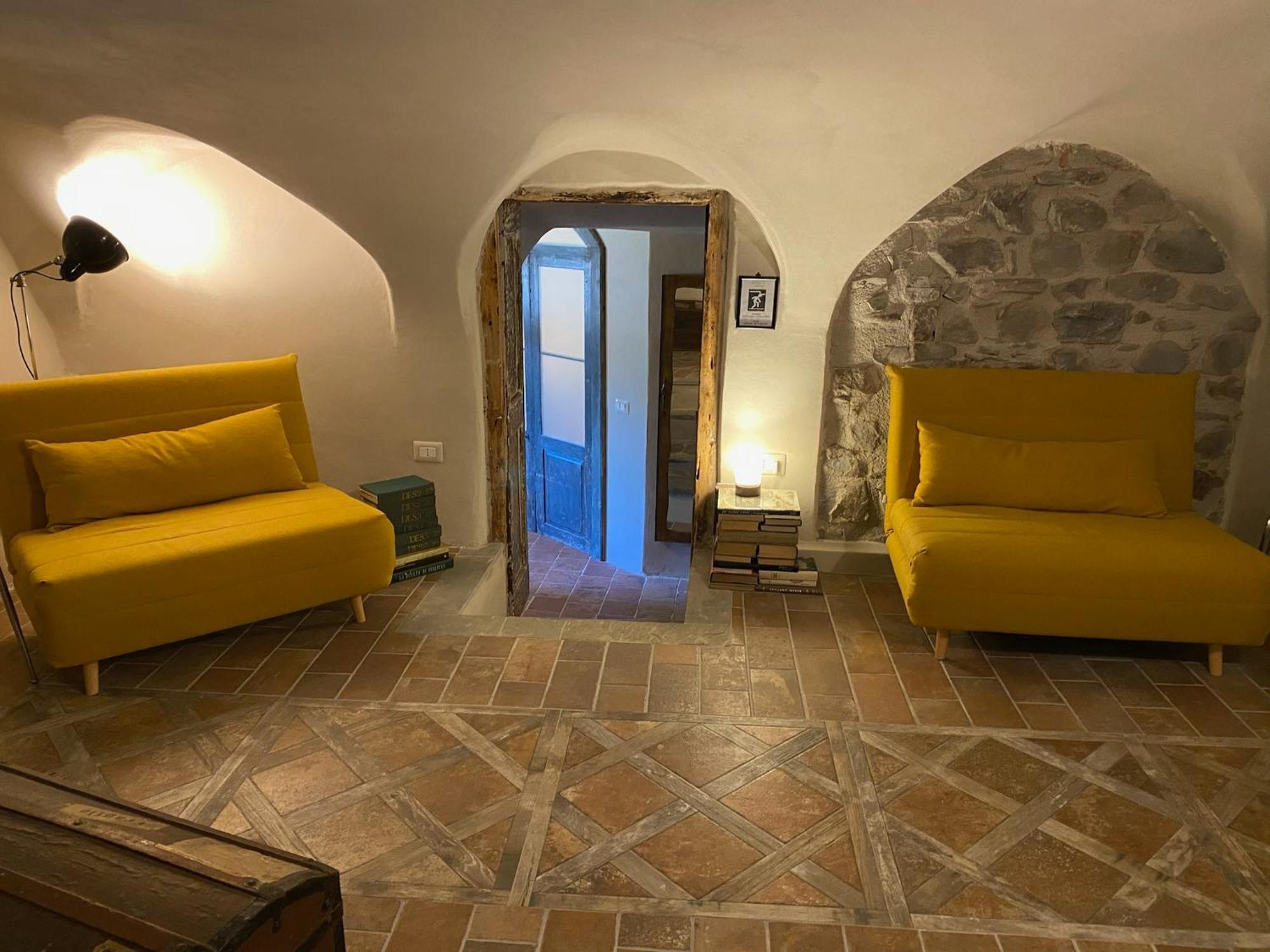 La Casa Medievale E * Pontremoli