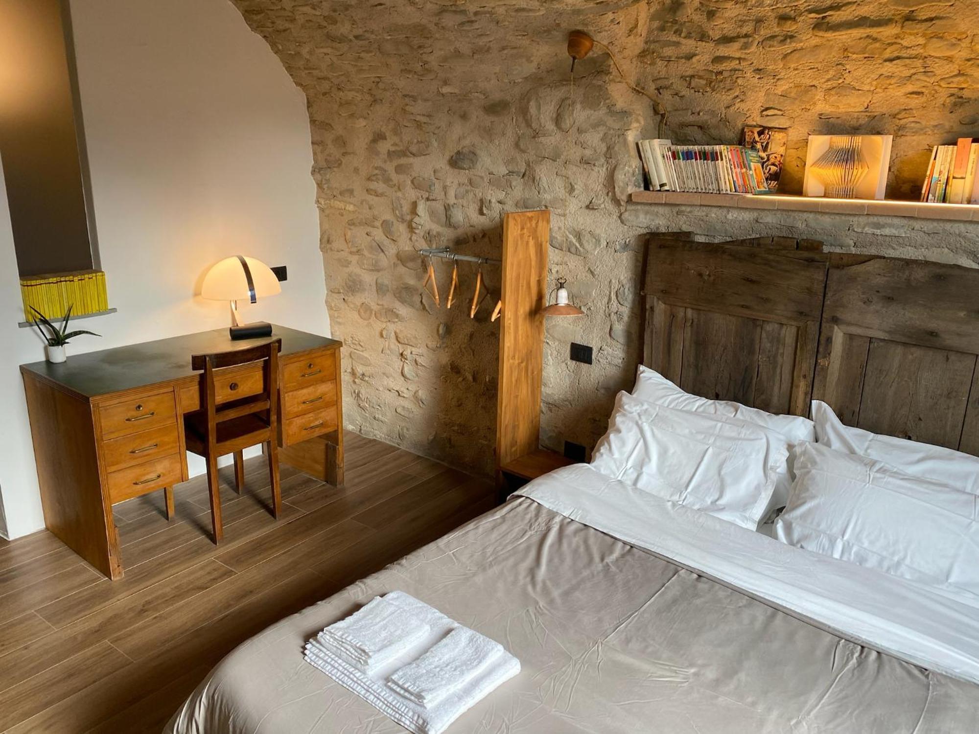 Gasthof La Casa Medievale E Pontremoli